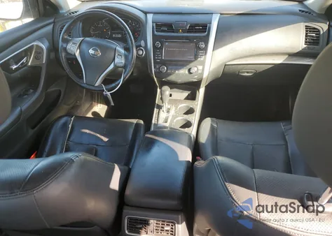 2015 Nissan Altima 2.5 z USA, uszkodzony, nr VIN 1N4AL3AP2FN898191